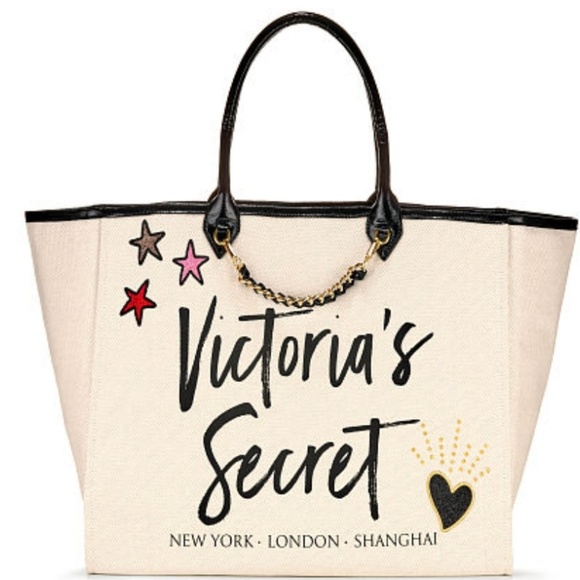 🌸Victoria's Secret City Patch XL Tote🌸 - Picture 2 of 4